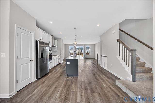 636 Mccormick Farm Dr, Glen Allen, VA 23060