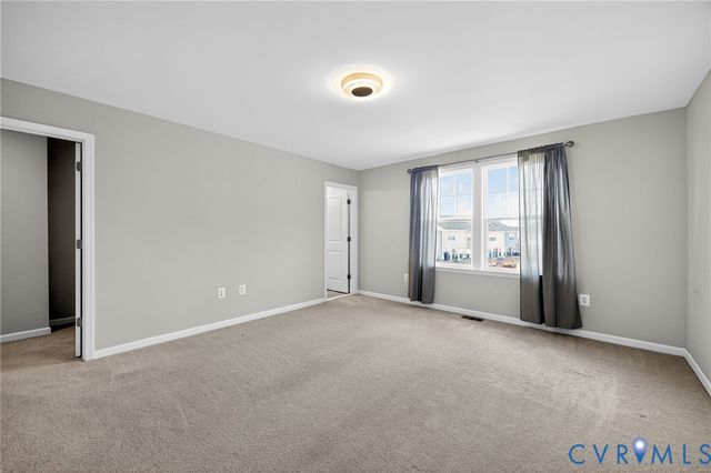 636 Mccormick Farm Dr, Glen Allen, VA 23060