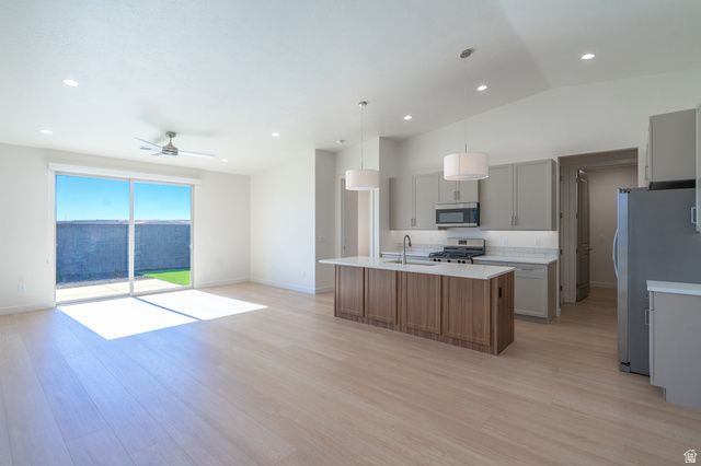 3001 W 570 N, Hurricane, UT 84737