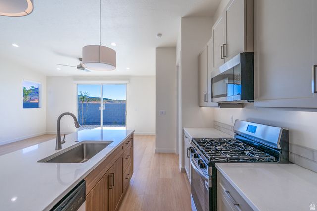 3001 W 570 N, Hurricane, UT 84737