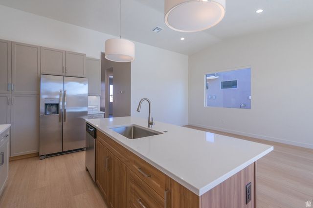 3001 W 570 N, Hurricane, UT 84737