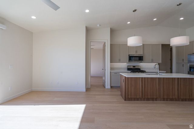 3001 W 570 N, Hurricane, UT 84737