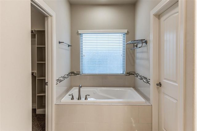 1614 Parker Street, Houston, TX 77007