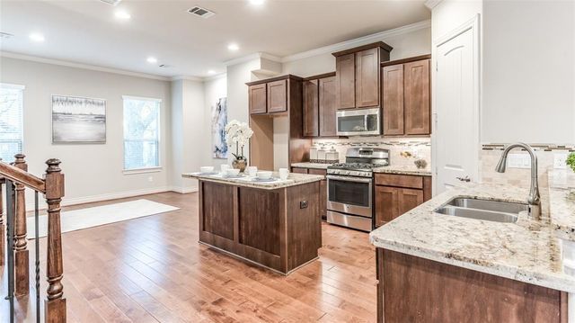 1614 Parker Street, Houston, TX 77007