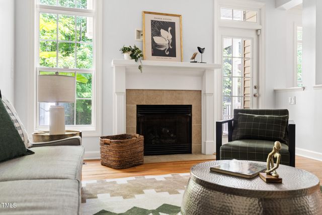 204 Towne Ridge Lane, Chapel Hill, NC 27516