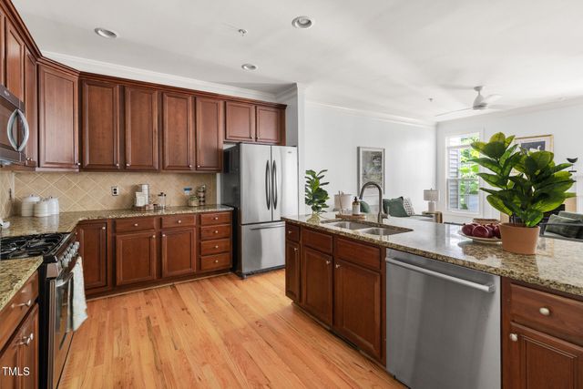 204 Towne Ridge Lane, Chapel Hill, NC 27516