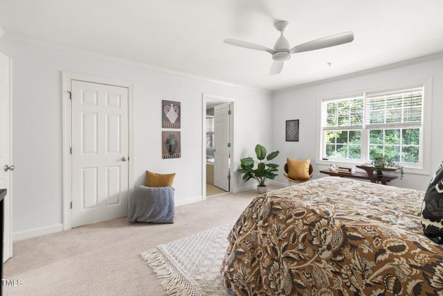 204 Towne Ridge Lane, Chapel Hill, NC 27516