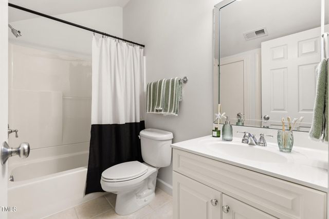 204 Towne Ridge Lane, Chapel Hill, NC 27516