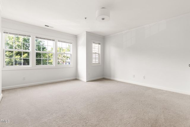 204 Towne Ridge Lane, Chapel Hill, NC 27516