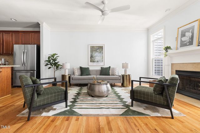 204 Towne Ridge Lane, Chapel Hill, NC 27516