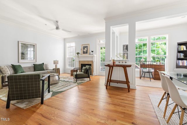 204 Towne Ridge Lane, Chapel Hill, NC 27516