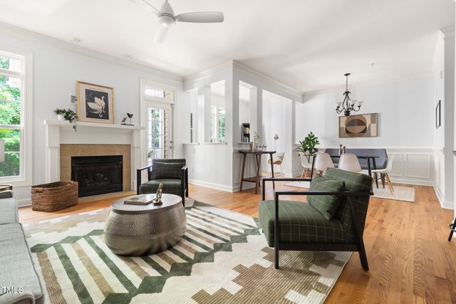 204 Towne Ridge Lane, Chapel Hill, NC 27516