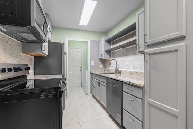 209 Cedar St Apt C5, Myrtle Beach, SC 29577