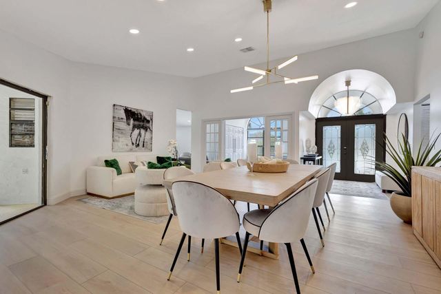 1915 Newhaven Avenue, Wellington, FL 33414