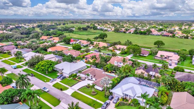 1915 Newhaven Avenue, Wellington, FL 33414