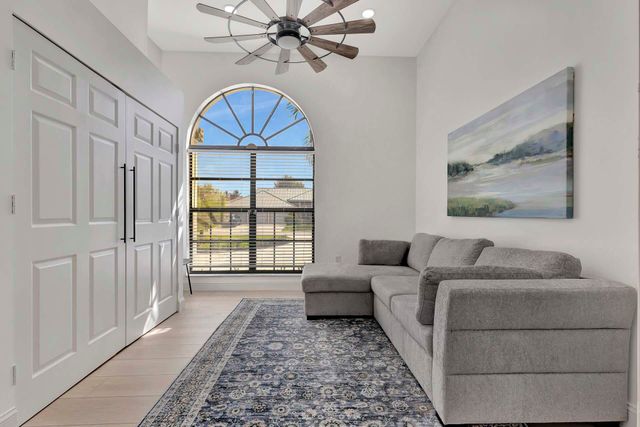 1915 Newhaven Avenue, Wellington, FL 33414