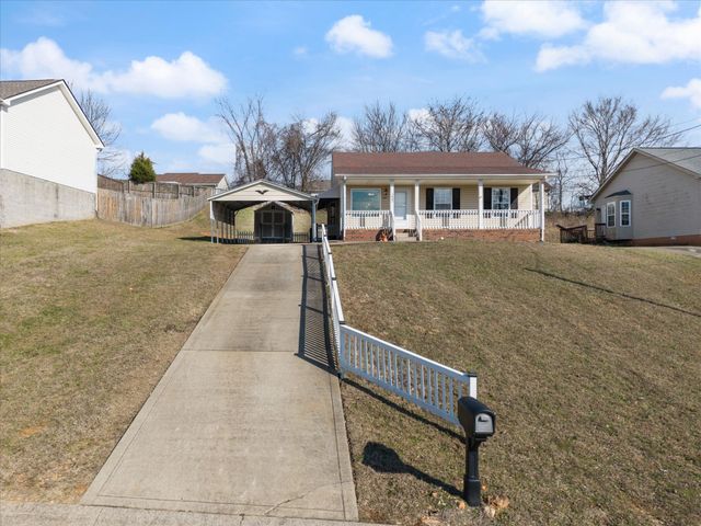 1007 Granny White Rd, Clarksville, TN 37040