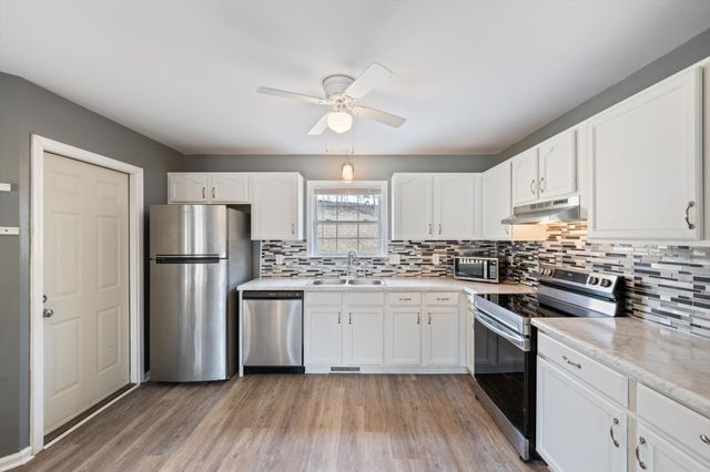 1007 Granny White Rd, Clarksville, TN 37040