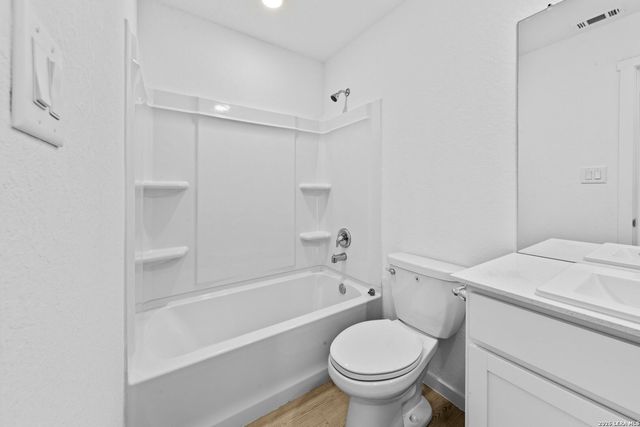 12819 KATHLEEN ST, St Hedwig, TX 78152