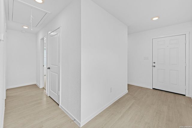 12819 KATHLEEN ST, St Hedwig, TX 78152