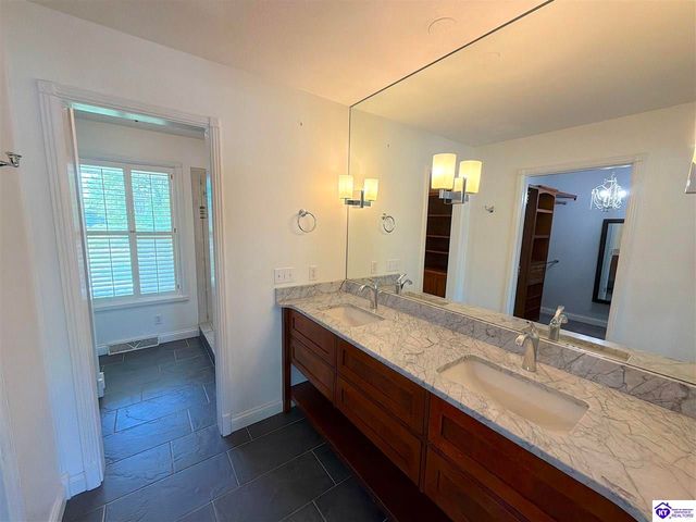 500 Aspen Court, Elizabethtown, KY 42701