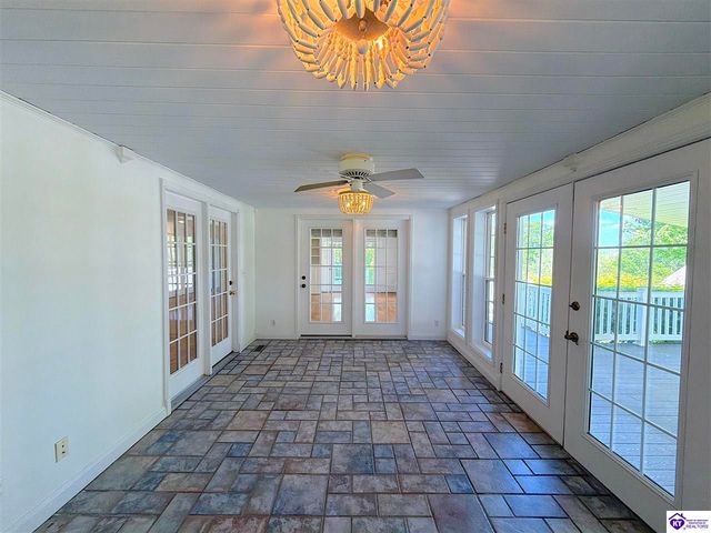500 Aspen Court, Elizabethtown, KY 42701