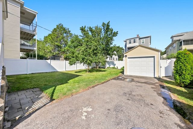 55 Austin St, Boston, MA 02136