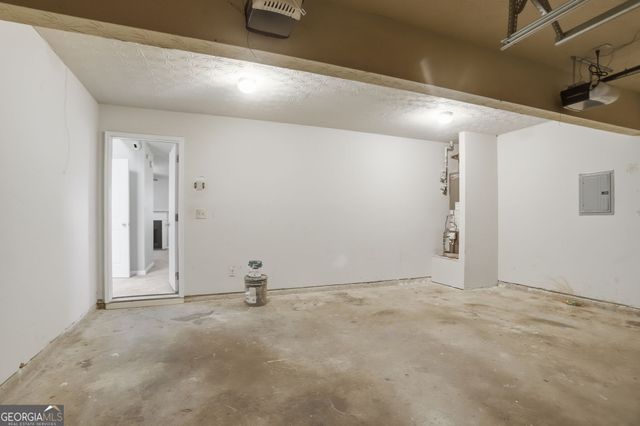 2721 S Hills, Riverdale, GA 30296
