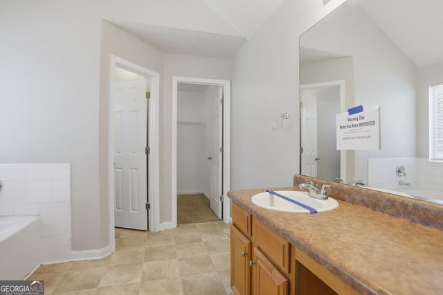 2721 S Hills, Riverdale, GA 30296