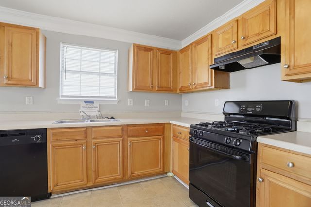2721 S Hills, Riverdale, GA 30296