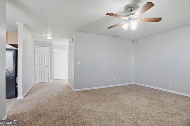 2721 S Hills, Riverdale, GA 30296