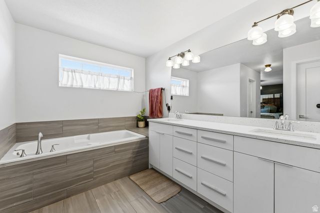 3213 S 2400 W, West Haven, UT 84401