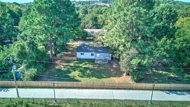 1170 N Maxwell Drive, Fayetteville, AR 72703