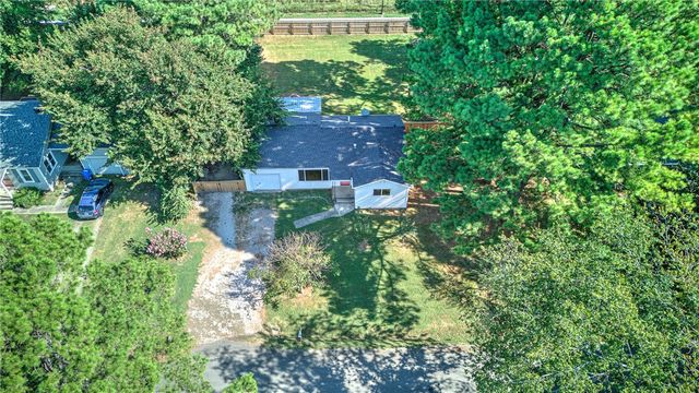 1170 N Maxwell Drive, Fayetteville, AR 72703