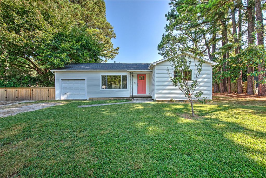 1170 N Maxwell Drive, Fayetteville, AR 72703