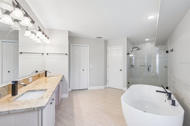 586 KINGSMILL COURT, Oldsmar, FL 34677