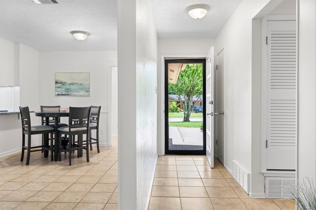2604 Buffalo Drive, Arlington, TX 76013