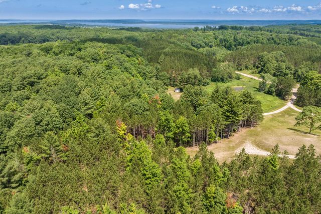 3383 NW Dockery Road, Williamsburg, MI 49690