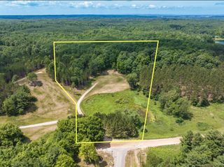 3383 NW Dockery Road, Williamsburg, MI 49690