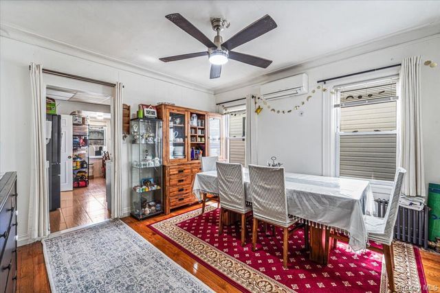 9039 201st Street, Hollis, NY 11423
