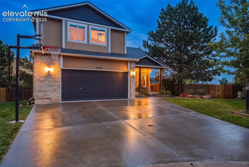 7253 Julynn Road, Colorado Springs, CO 80919 — photo 2