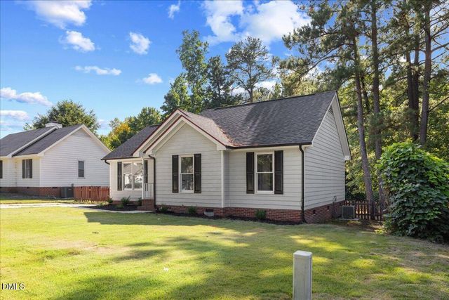 3613 Castlegate Drive, Raleigh, NC 27616