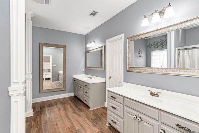 43420 N Great Oak Ct, Prairieville, LA 70769