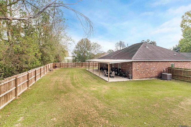 43420 N Great Oak Ct, Prairieville, LA 70769