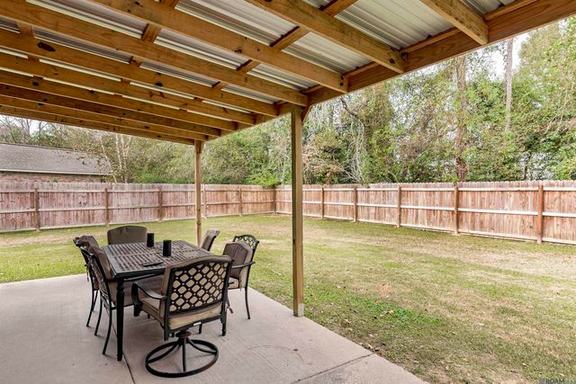 43420 N Great Oak Ct, Prairieville, LA 70769