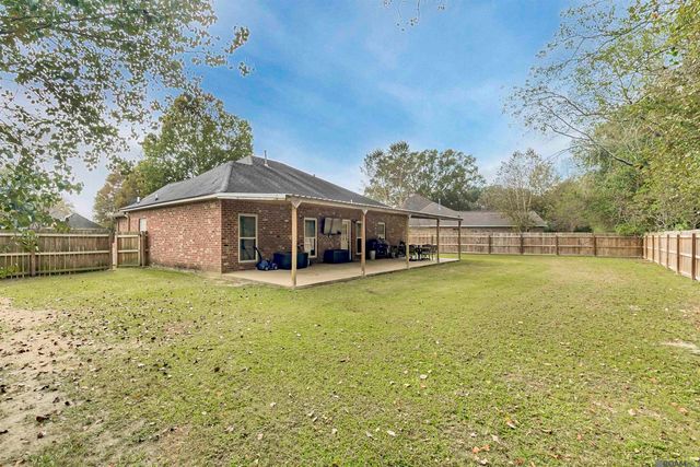 43420 N Great Oak Ct, Prairieville, LA 70769