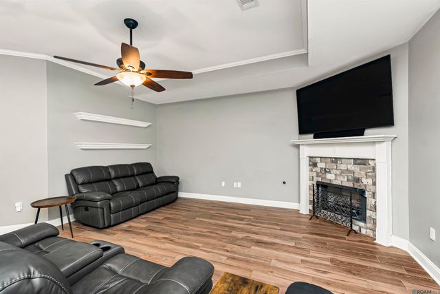 43420 N Great Oak Ct, Prairieville, LA 70769