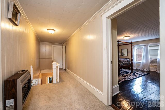720 N Main Avenue, Newton, NC 28658