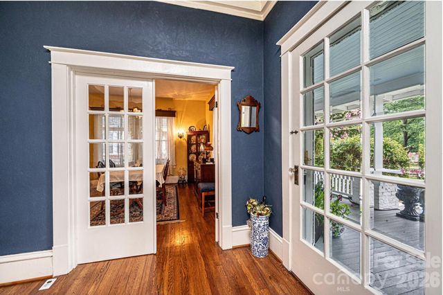 720 N Main Avenue, Newton, NC 28658
