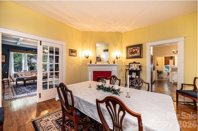 720 N Main Avenue, Newton, NC 28658